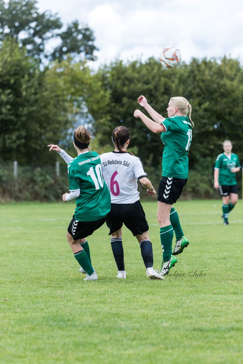 Bild 61 - Frauen SG Holstein Sued - SV Eintracht Luebeck : Ergebnis: 3:0